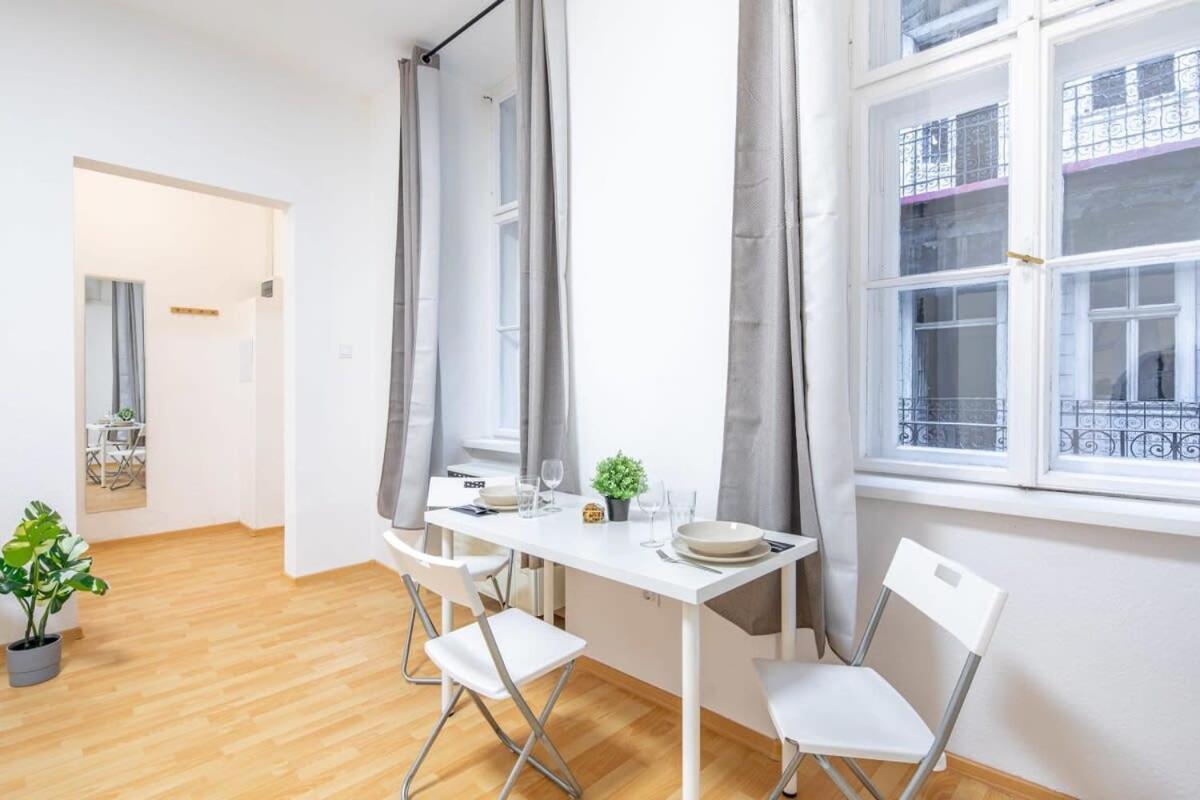 Very Central Convenient Flat Budapest Exterior photo
